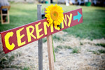 http://locable.s3.amazonaws.com/425_magazine/images/original/0cb102b344611edacdfedc7268b19cf2_00974_10_0821_kara_brandon_WED_01981.jpg