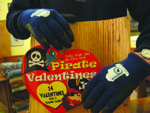 Guy_gift_gloves_adj