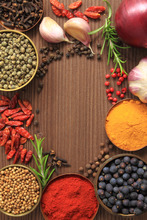 Spices_in_bowls