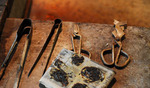 Api_6a3032fcb66e1b2588aaa442bcca18b5_glass_tools